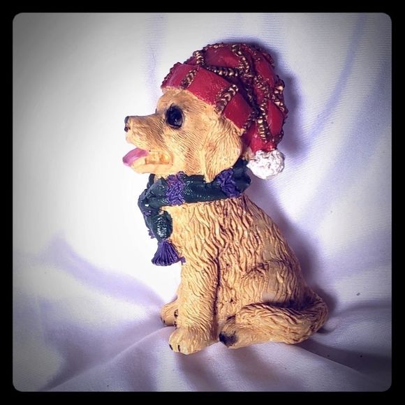 Unlisted Other - Resin Santa dog